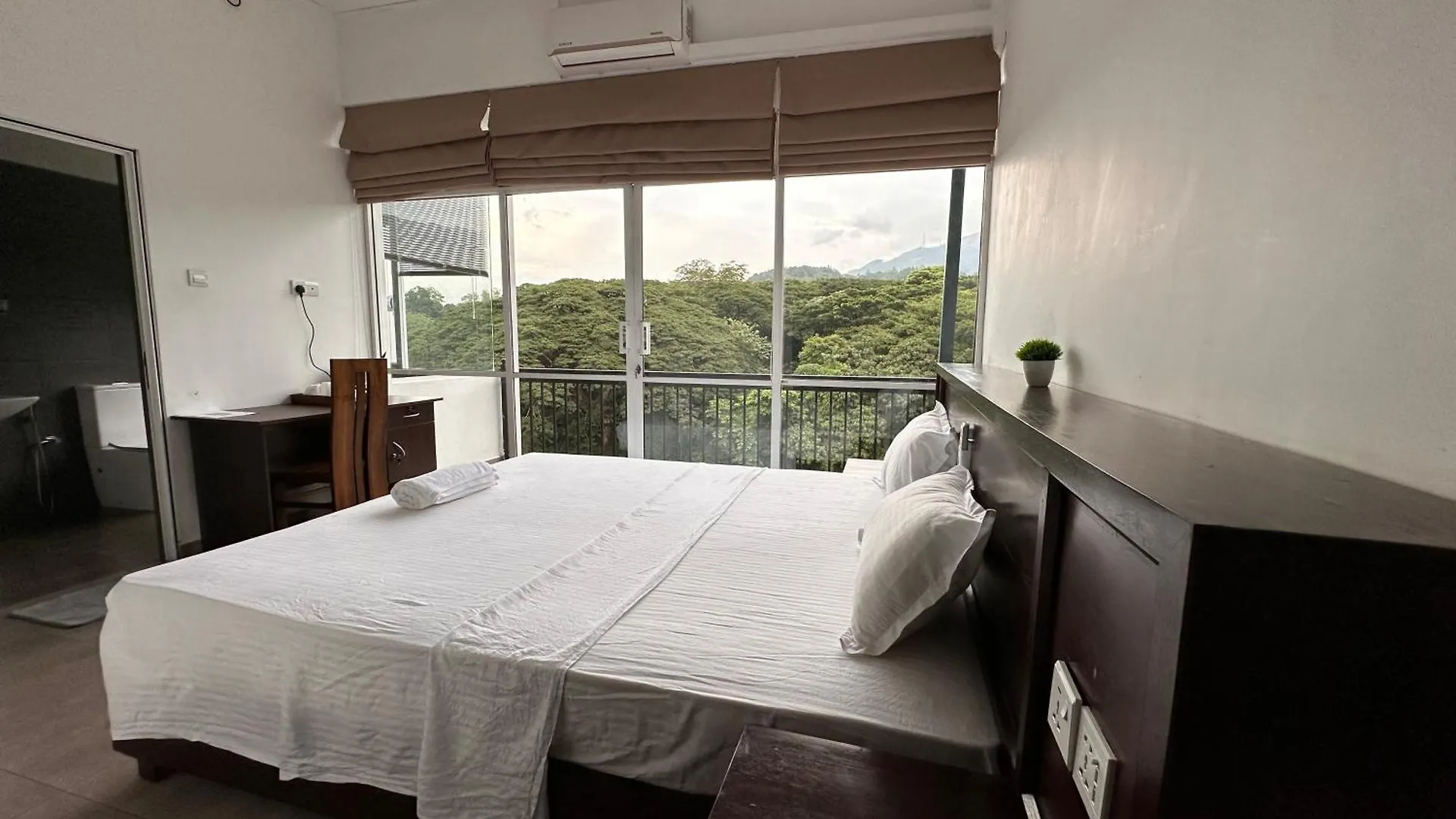 Varsity Villa Kandy Pensjonat