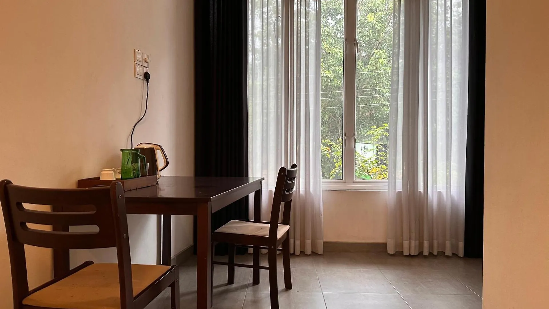 Varsity Villa Канди Гостевой дом